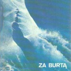 Za burtą.